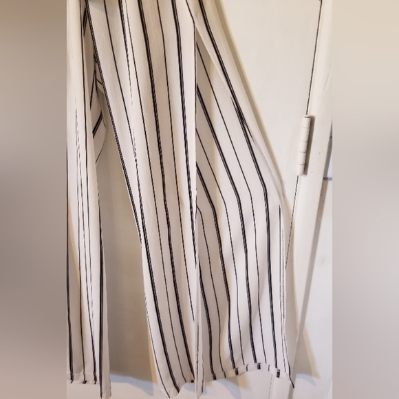 ***- LIKE AN ANGEL Split Side Wide Leg White & Black Stripes Pants - Picture 2 of 6